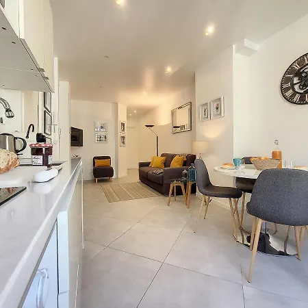 Appartement Nestor&jeeves - L'ancre - Port District - Close Old Town *